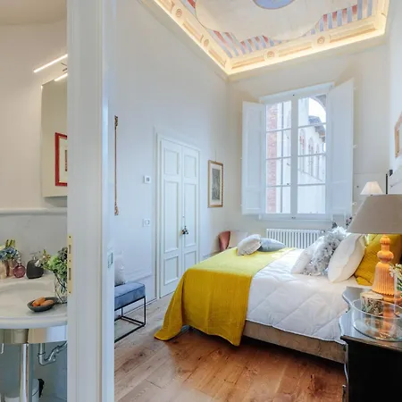 Penthouse In Near Serchio River 아파트 *