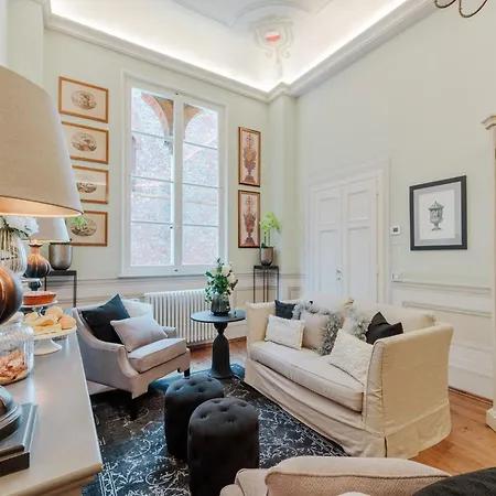 Penthouse In Near Serchio River 아파트